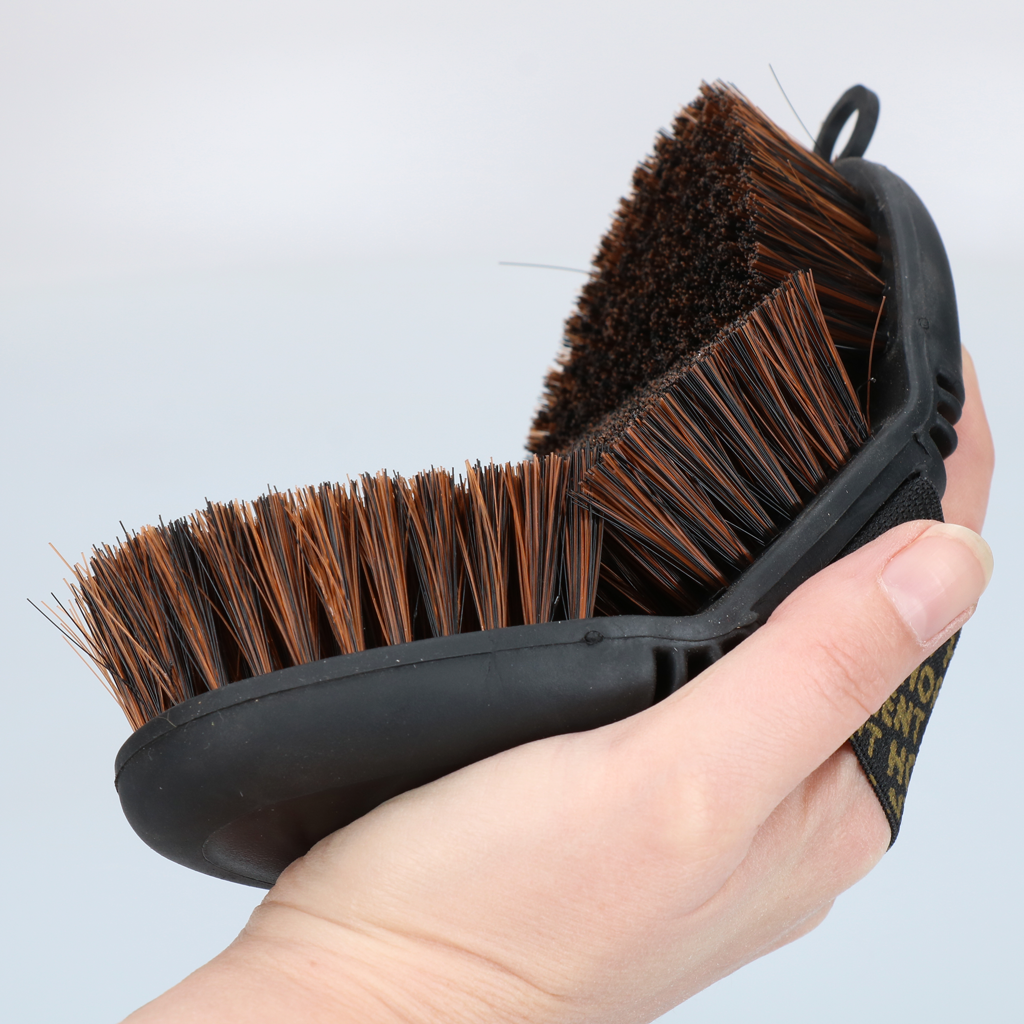 Excellent Horse Flexi Brush Soft